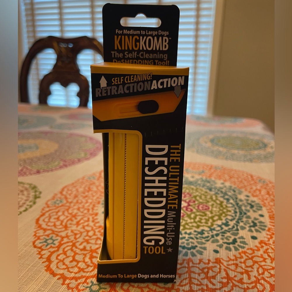 NWT KINGKOMB self-cleaning deshedding tool